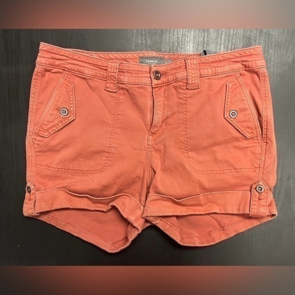 Torrid 3.5 Inch Military Stretch Twill Mid-Rise Short - Sz 12